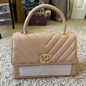 Beige top handle bag NWOT